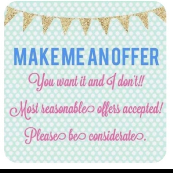 Feminine Plus Size XXL Blouse - Picture 7 of 11